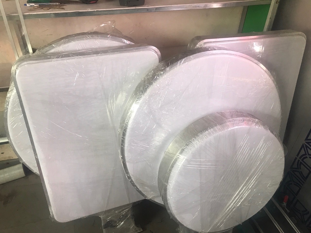 hut_noi